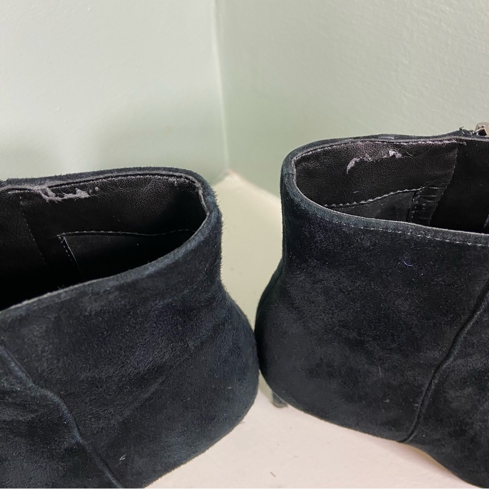 3/$9 Vince Camuto Allost Black Suede Leather Ankle Mid-Heel Booties Boots Pointy - Picture 9 of 16